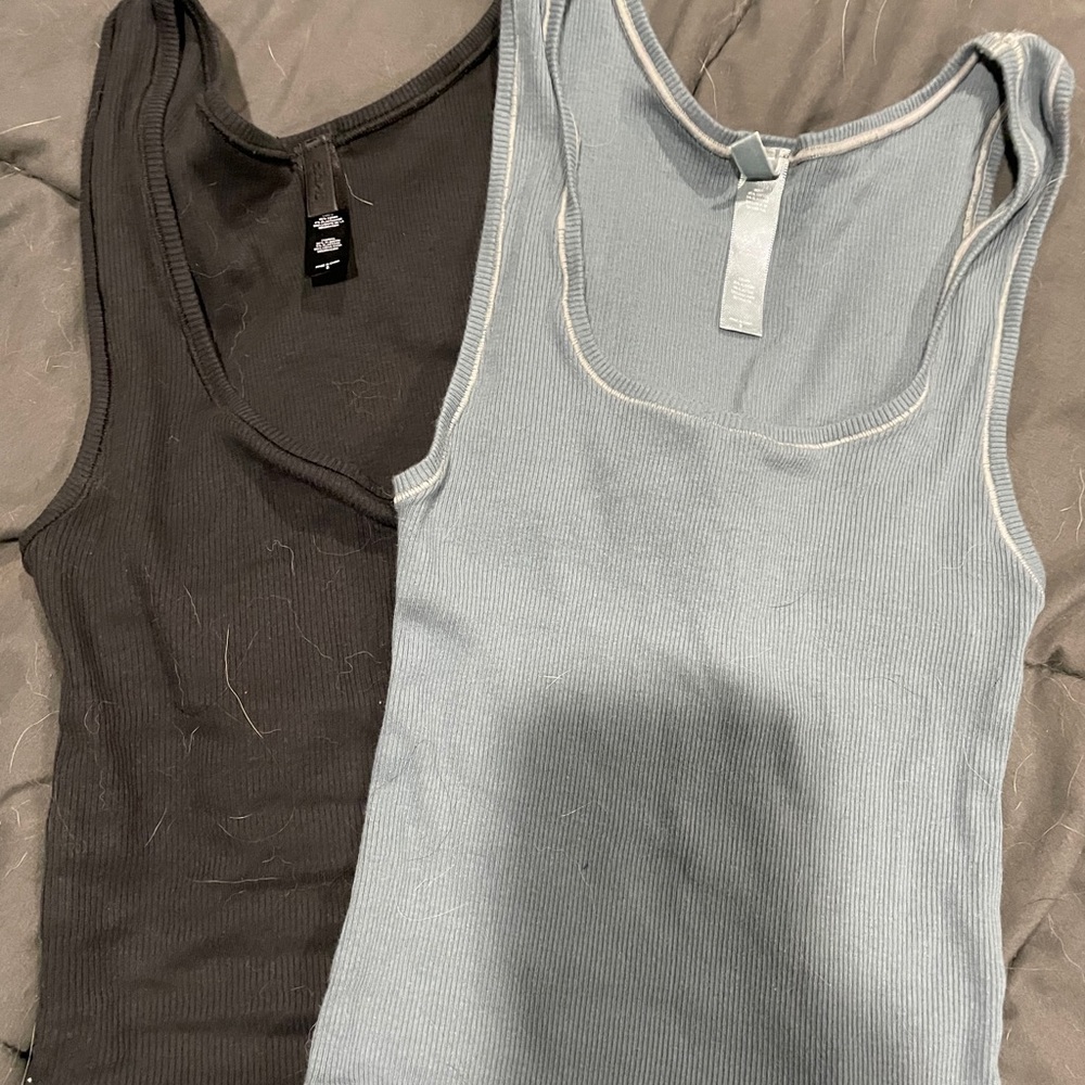SKIMS TANK TOP BUNDLE